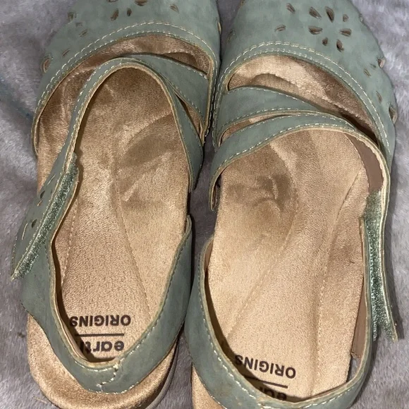 0704 Earth Green Sandals Comfortable Slip-On Design - Picture 10 of 10